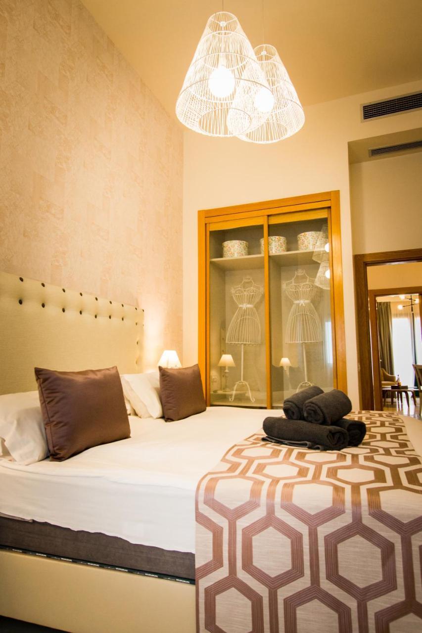 Holidays2Malaga Junto Catedral Apartment ภายนอก รูปภาพ