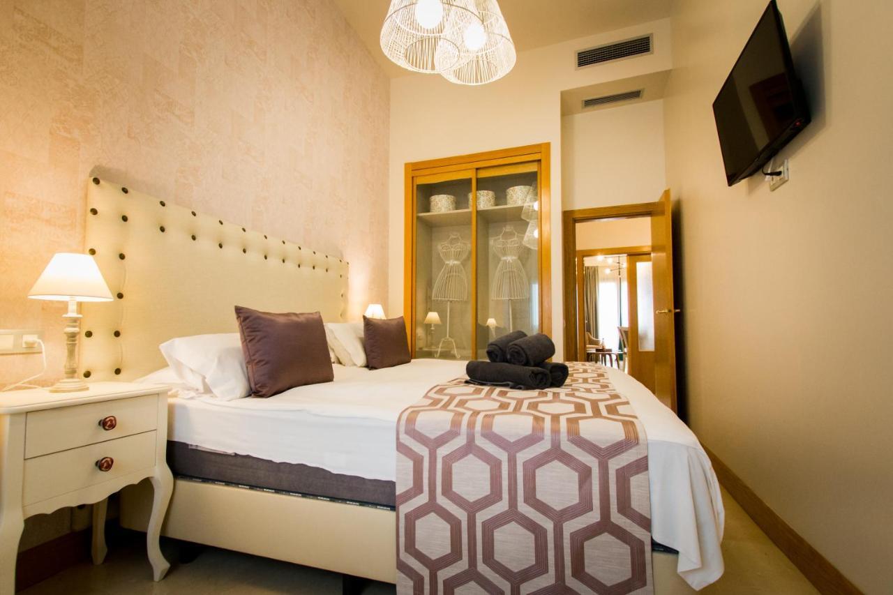 Holidays2Malaga Junto Catedral Apartment ภายนอก รูปภาพ